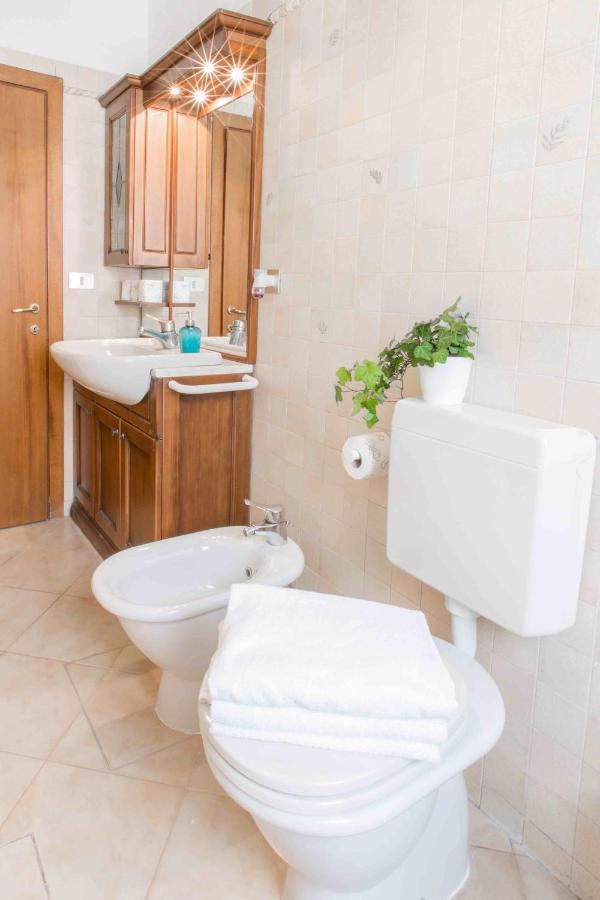 Canal Dream Cosy Apartment With Canal View Венеция Экстерьер фото